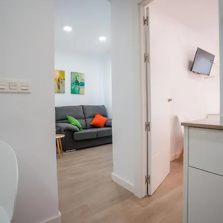 Ibericabeds Capuchinos Apartamento *